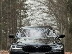 Photo of the vehicle BMW 5 Series