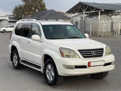 Photo of the vehicle Lexus GX