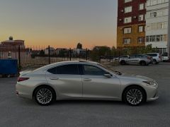 Фото авто Lexus ES