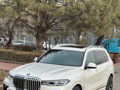 Сүрөт унаа BMW X7