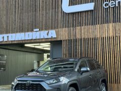 Сүрөт унаа Toyota RAV4