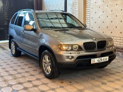 Photo of the vehicle BMW X5