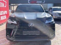 Photo of the vehicle Lexus LX