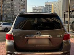 Сүрөт унаа Toyota Highlander