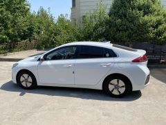 Сүрөт унаа Hyundai IONIQ