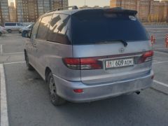 Фото авто Toyota Estima