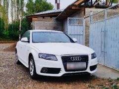 Photo of the vehicle Audi A4