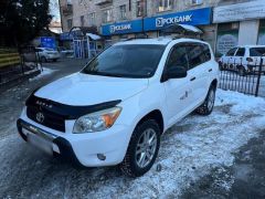 Сүрөт унаа Toyota RAV4