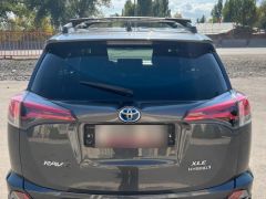 Сүрөт унаа Toyota RAV4