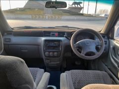 Сүрөт унаа Honda CR-V