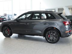 Сүрөт унаа Audi Q5