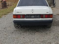 Photo of the vehicle Mercedes-Benz 190 (W201)