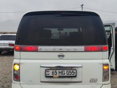 Сүрөт унаа Nissan Elgrand