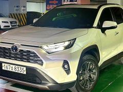 Сүрөт унаа Toyota RAV4