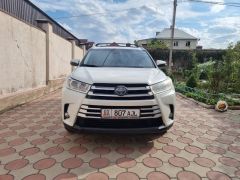 Сүрөт унаа Toyota Highlander