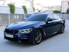 Photo of the vehicle BMW 5 Series