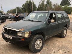 Сүрөт унаа Nissan Pathfinder