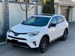 Сүрөт унаа Toyota RAV4