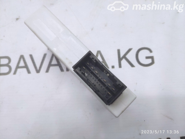 Spare Parts and Consumables - Блок управления центральной консоли passive go, E60LCI, 61319138969