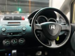 Photo of the vehicle Honda Fit