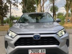 Сүрөт унаа Toyota RAV4