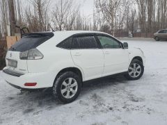 Сүрөт унаа Toyota Harrier