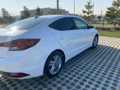 Сүрөт унаа Hyundai Elantra