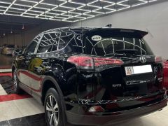 Сүрөт унаа Toyota RAV4