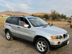 Photo of the vehicle BMW X5