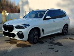 Photo of the vehicle BMW X5