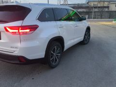 Сүрөт унаа Toyota Highlander