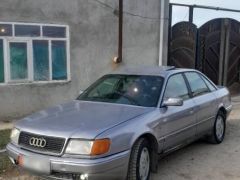 Photo of the vehicle Audi 100