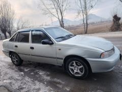 Сүрөт унаа Daewoo Nexia