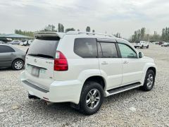 Photo of the vehicle Lexus GX