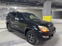 Photo of the vehicle Lexus GX