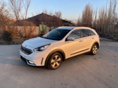 Сүрөт унаа Kia Niro