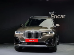 Фото авто BMW X7