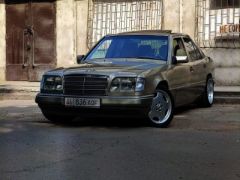 Фото авто Mercedes-Benz W124