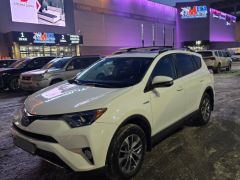 Сүрөт унаа Toyota RAV4