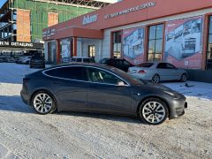 Сүрөт унаа Tesla Model 3