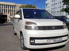 Сүрөт унаа Toyota Voxy