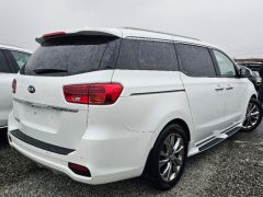 Photo of the vehicle Kia Carnival