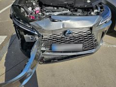 Photo of the vehicle Lexus RX