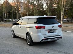 Фото авто Kia Carnival