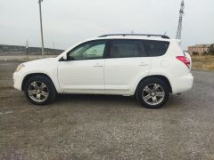 Сүрөт унаа Toyota RAV4