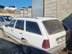 Photo of the vehicle Mercedes-Benz W124