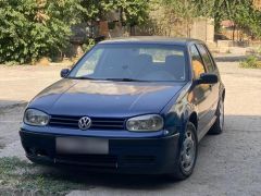 Photo of the vehicle Volkswagen Golf