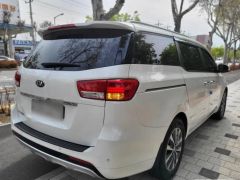 Фото авто Kia Carnival