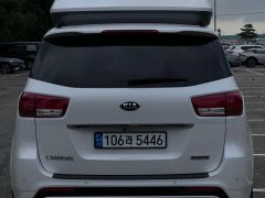 Photo of the vehicle Kia Carnival