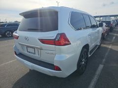 Сүрөт унаа Lexus LX